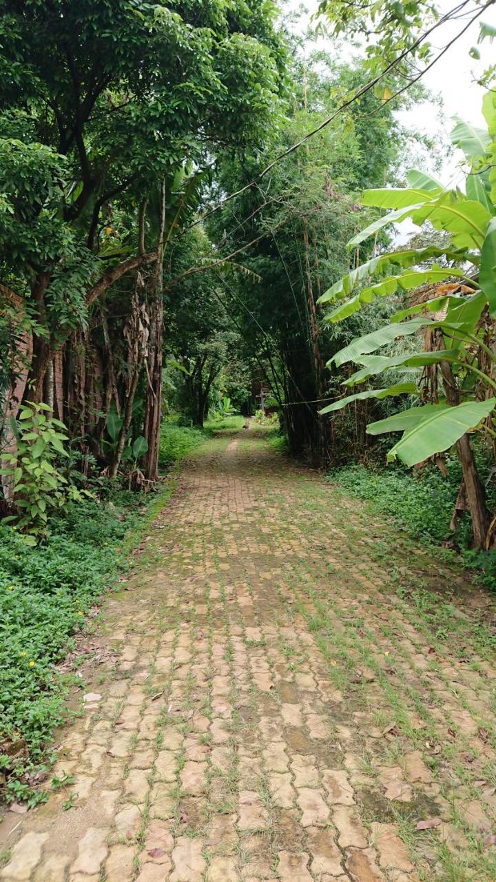 Vuonthuguesthousegarden Kon Tum Exterior photo
